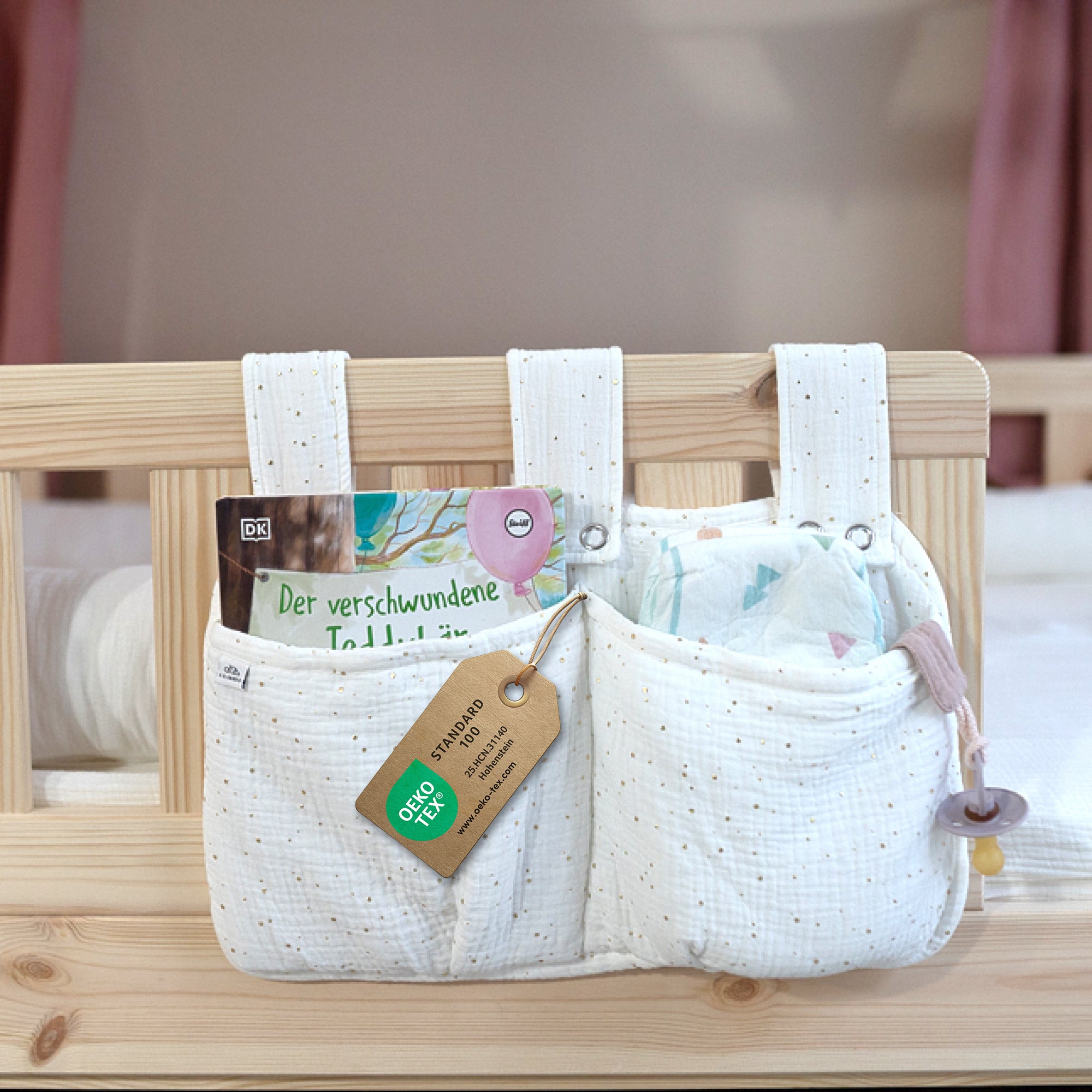 Weiß / mit Goldapplikation