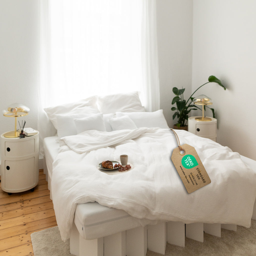 Weiß / 200x200 + 2x Kissen 80x80 200x220 + 2x Kissen 80x80 220x240 + 2x Kissen 80x80 135x200 + 1 Kissen 80x80 155x220 + 1 Kissen 80x80