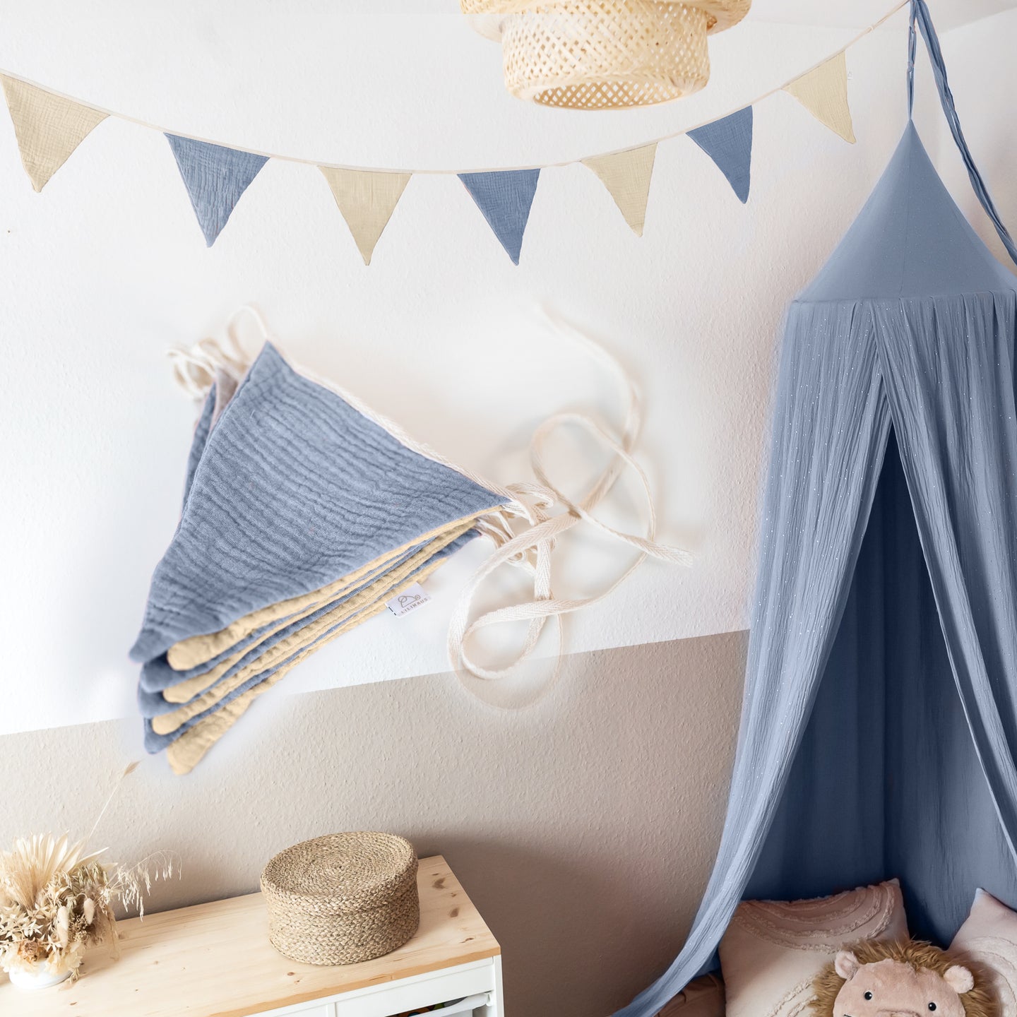 blau & creme / wimpel / ohne goldapplikation