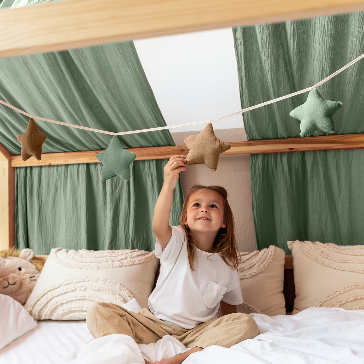 SPARSET: Hausbett Himmel Typ B+ Bettschlange + Wimpelkette/Sternenkette ab