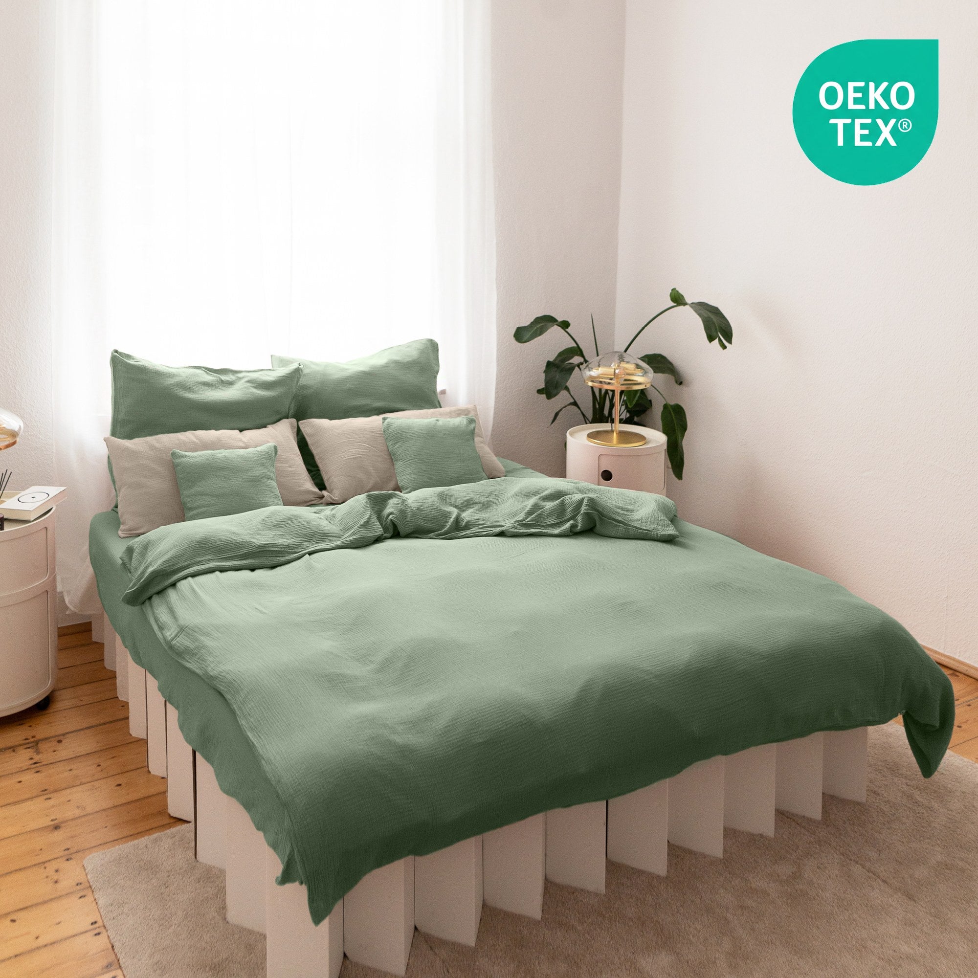 Eukalyptus / 135x200cm + 1 Kissen 80x80cm 155x220cm + 1 Kissen 80x80cm 200x200cm + 2x Kissen 80x80cm 200x220cm + 2x Kissen 80x80cm 220x240cm + 2x Kissen 80x80cm